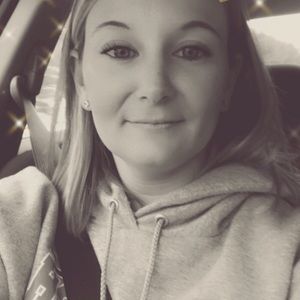 Meet your Posher, Alicia